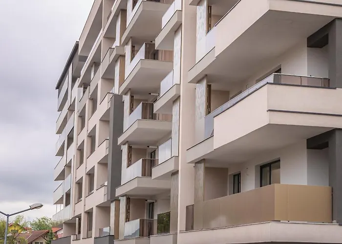 Azabia Luxury - View *