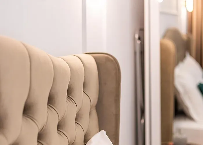 Azabia Luxury - View *