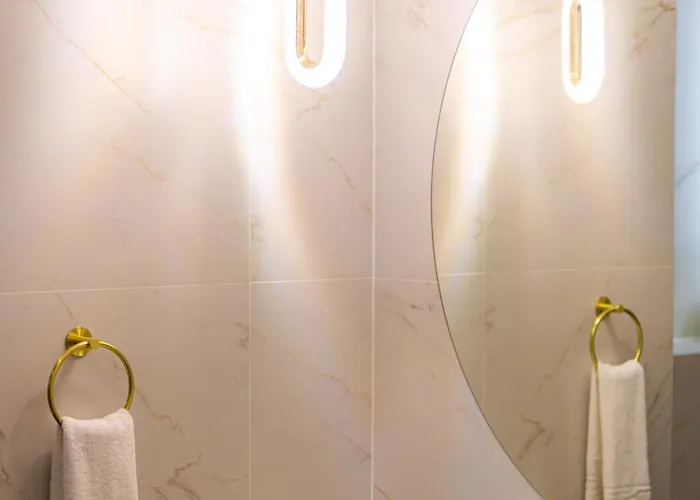 Azabia Luxury - View