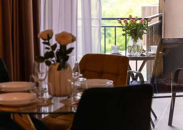 Azabia Luxury - View *