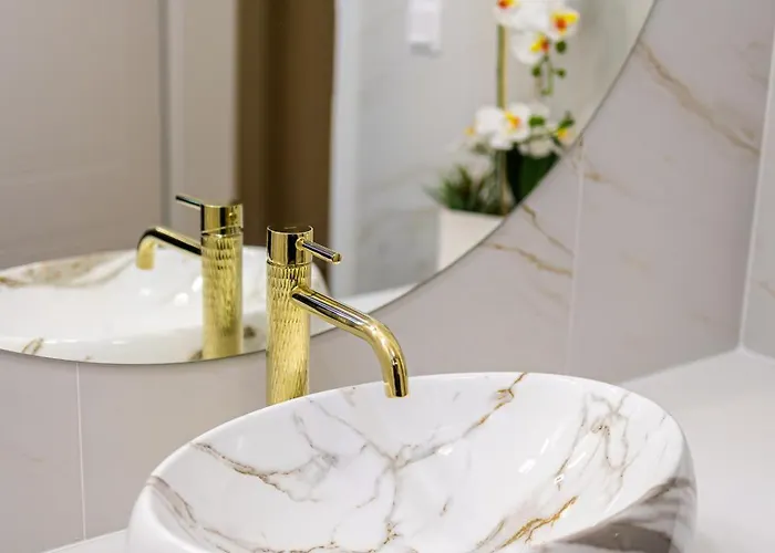 Azabia Luxury - View * Cluj-Napoca